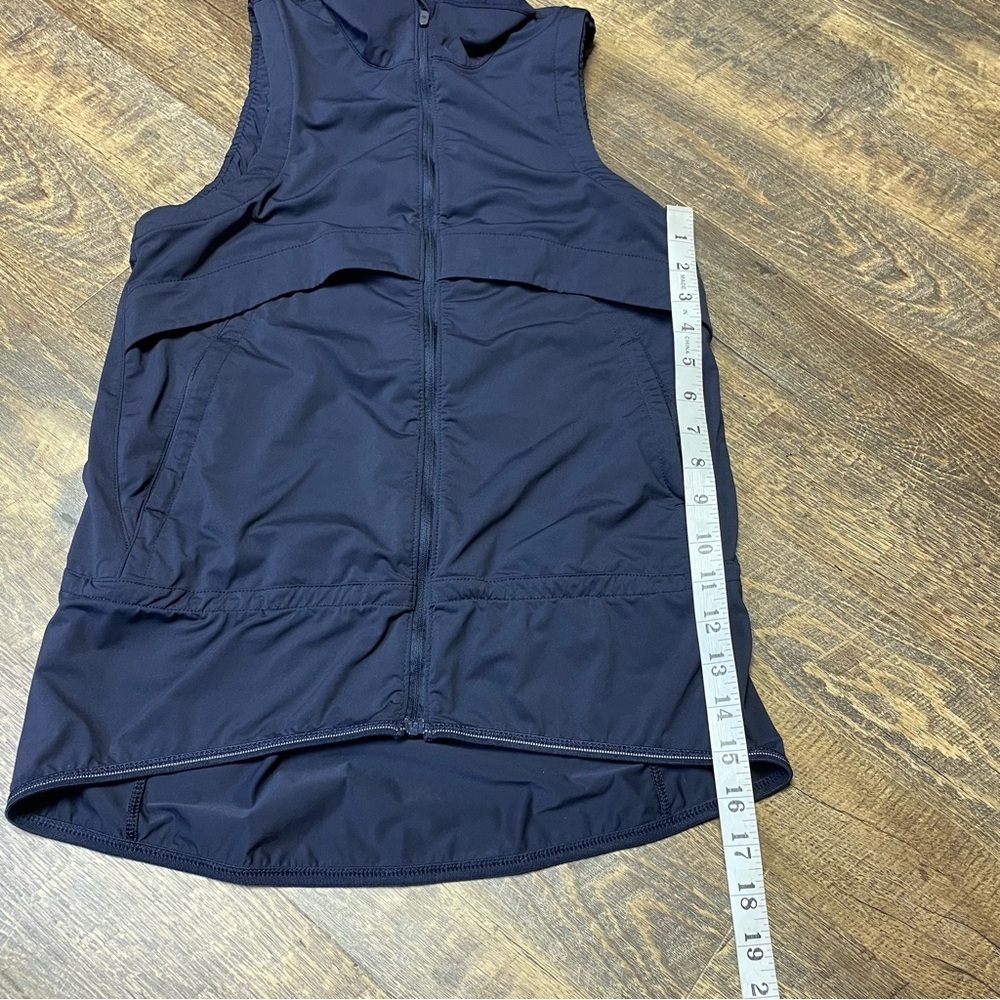 Lululemon Kicking Asphalt Vest Navy Blue Full-Zip Lightweight Womens Size 4 - Picture 5 of 13